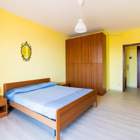Sunny By Interhome Cipressa