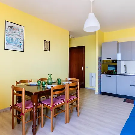 Apartment Sunny By Interhome Cipressa