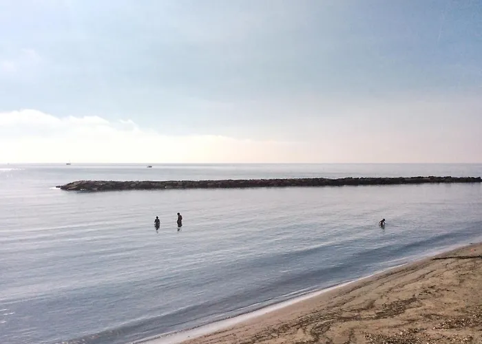 Lägenhet Sunny By Interhome Cipressa